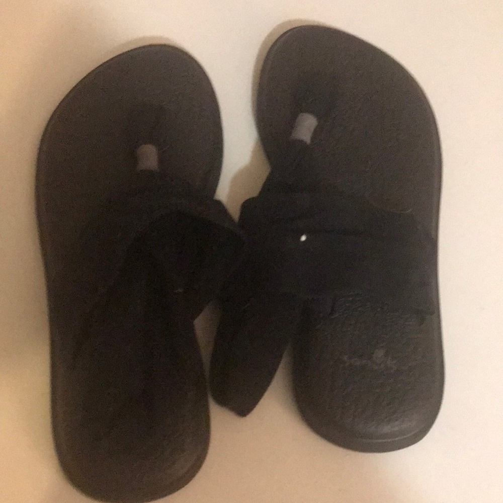 Sanuk thong sandal worn twice